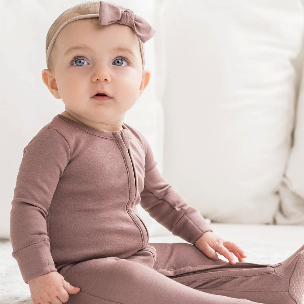 Organic Baby Peyton Footed Sleeper - Maria Floral / Lilla: 0-3M