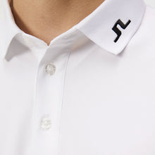 Load image into Gallery viewer, Men&#39;s Tour Tech Reg Fit Golf Polo in White - J. Lindeberg